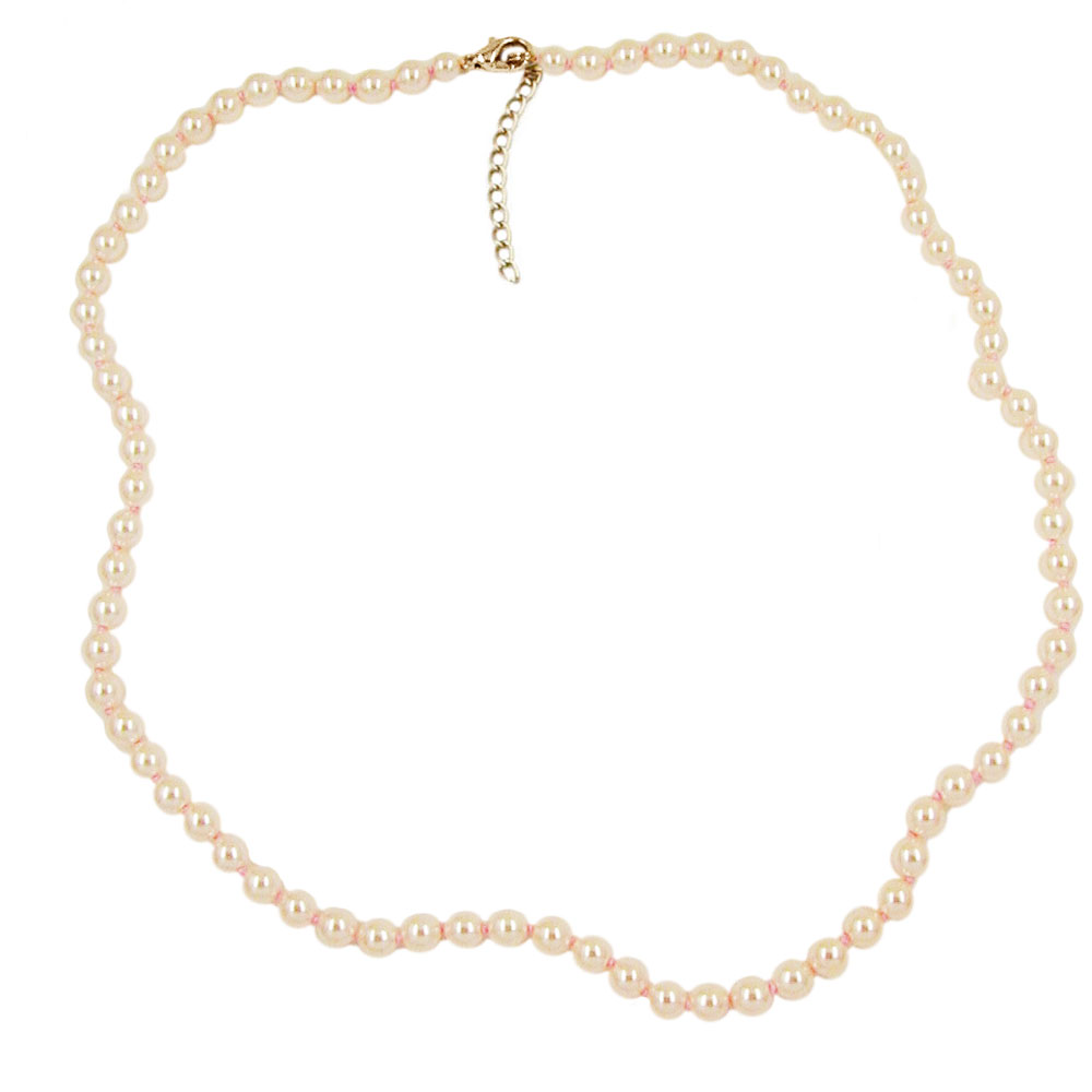 Necklaces with glassbeads